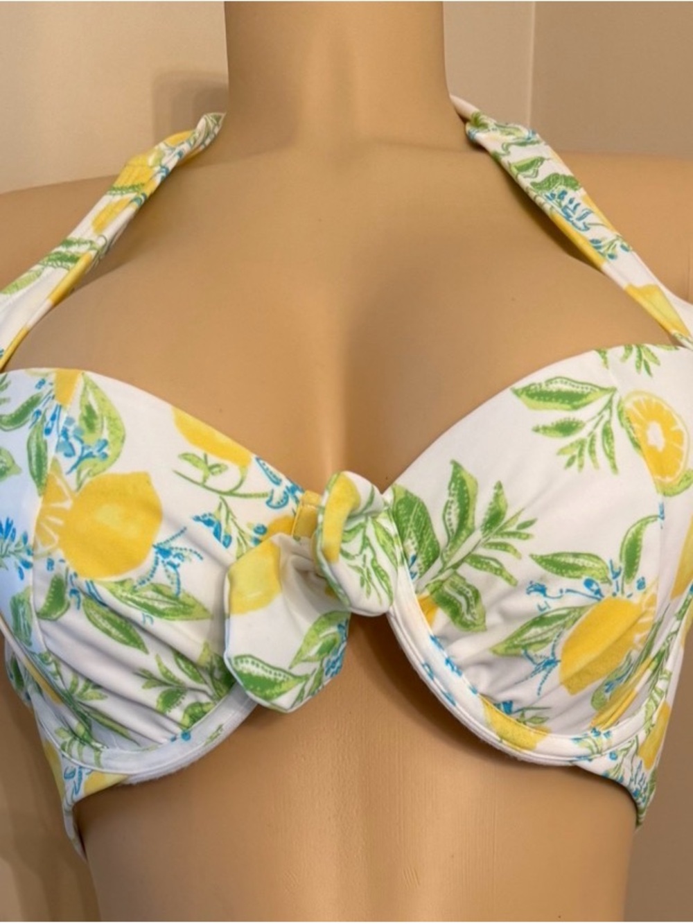 Adore Me White Lemon Print Halter Bikini Top with Green Leaves 36C